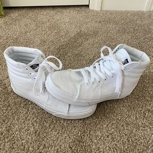 Sk8-Hi Vans